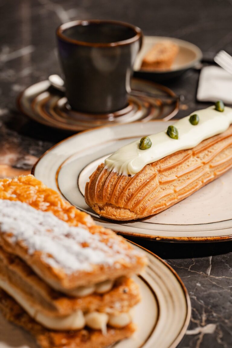 Pistachio éclair and mille-feuille with coffee
